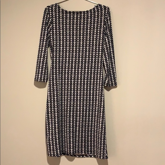 AA Studio Pattern Dress - Picture 3 of 4